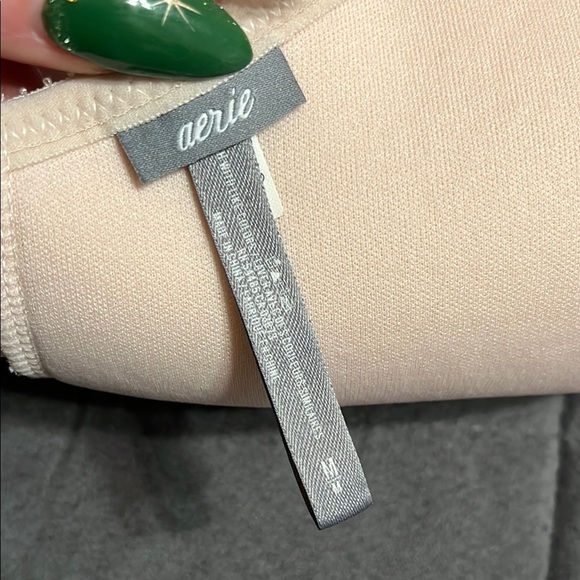 aerie Pink Lace Wireless Bra with Scalloped Edges and Plunging Neckline - Picture 2 of 4